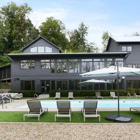 Villa Dahlia By Dwell Vacations